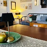 Zielone Drzwi Cale Mieszkanie Rodzinne Blisko Centrum I Parku Apartmán *