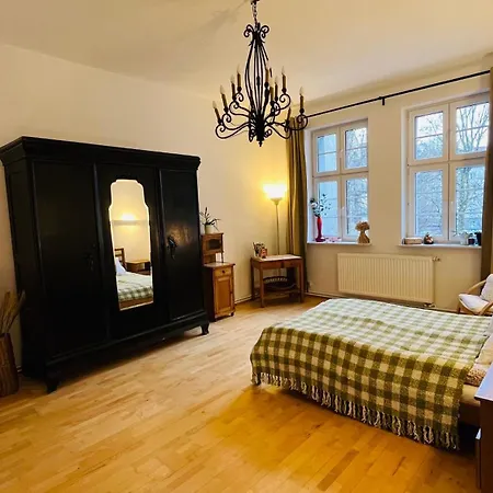 Zielone Drzwi Cale Mieszkanie Rodzinne Blisko Centrum I Parku Lejlighed *