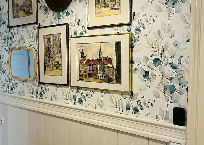 Zielone Drzwi Cale Mieszkanie Rodzinne Blisko Centrum I Parku Bytom