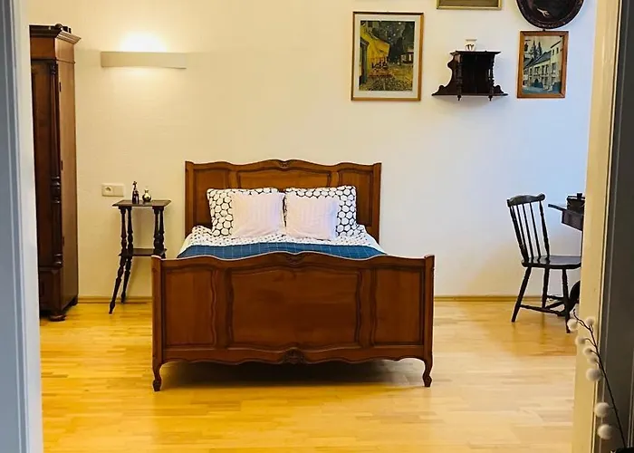 Zielone Drzwi Cale Mieszkanie Rodzinne Blisko Centrum I Parku Apartmán Bytom