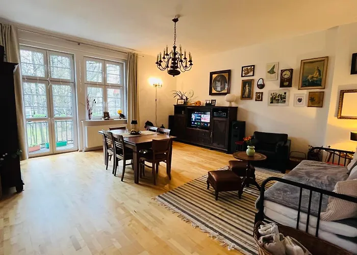 Zielone Drzwi Cale Mieszkanie Rodzinne Blisko Centrum I Parku Apartmán *