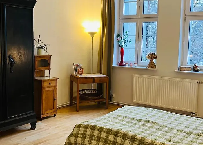 Zielone Drzwi Cale Mieszkanie Rodzinne Blisko Centrum I Parku Apartmán